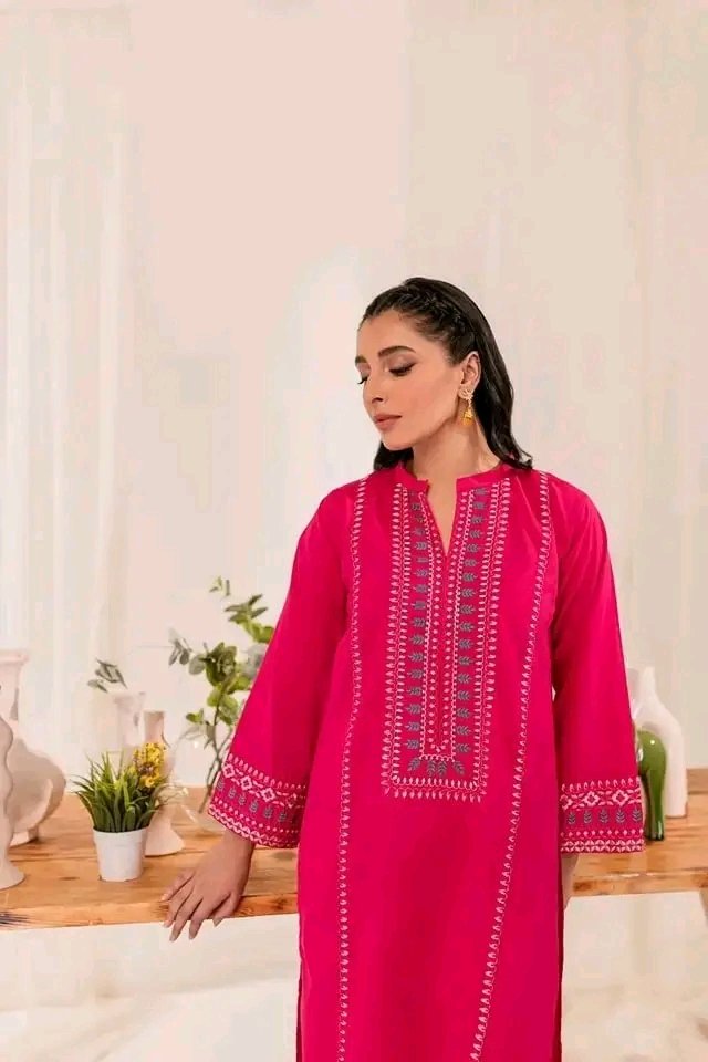 🌺 মেরুন এমব্রয়ডারি 🌺