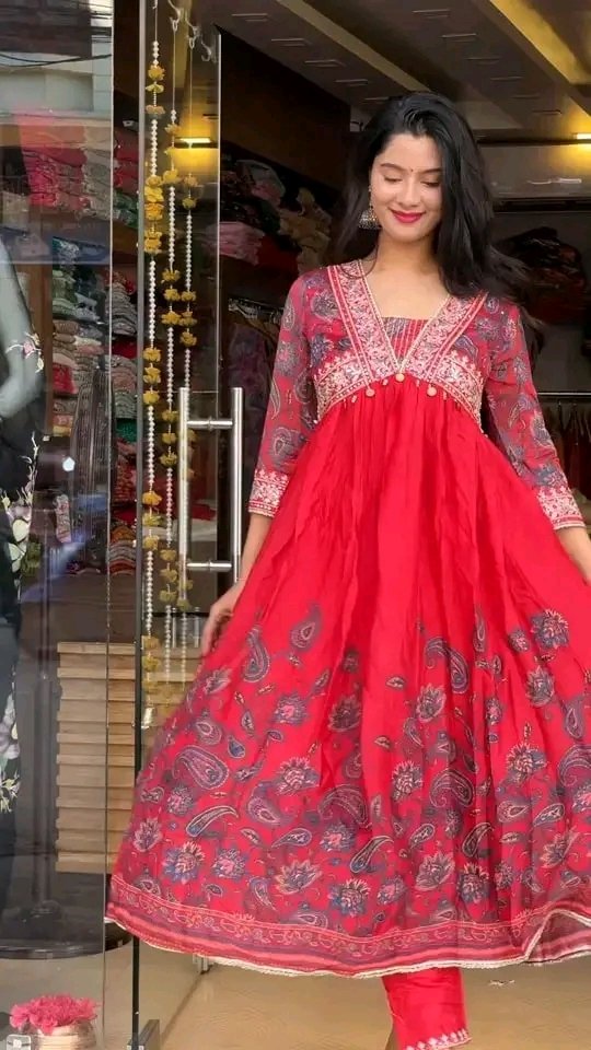 🌺রেড গাউন 🌺