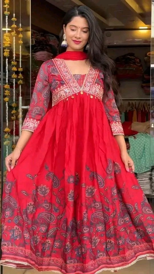 🌺রেড গাউন 🌺