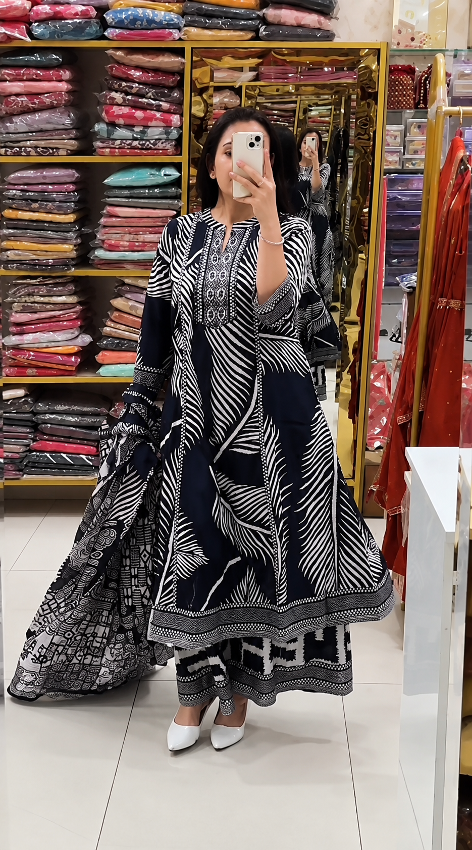 Black Gawon Dress